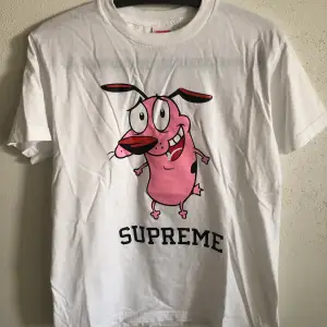 Supreme Cartoon Dog T-Shirt  Size Small, regular men’s size small fit. Great condition, no flaws or damage.  DM if you need exact size measurements.   Buyer pays for all shipping costs. All items sent with tracking number.   No swaps, no trades, no offers. 