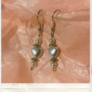 2 types of dreamy earrings with pearls! Handmade.  Contact this ad if you want a custom order.  Can make anything!