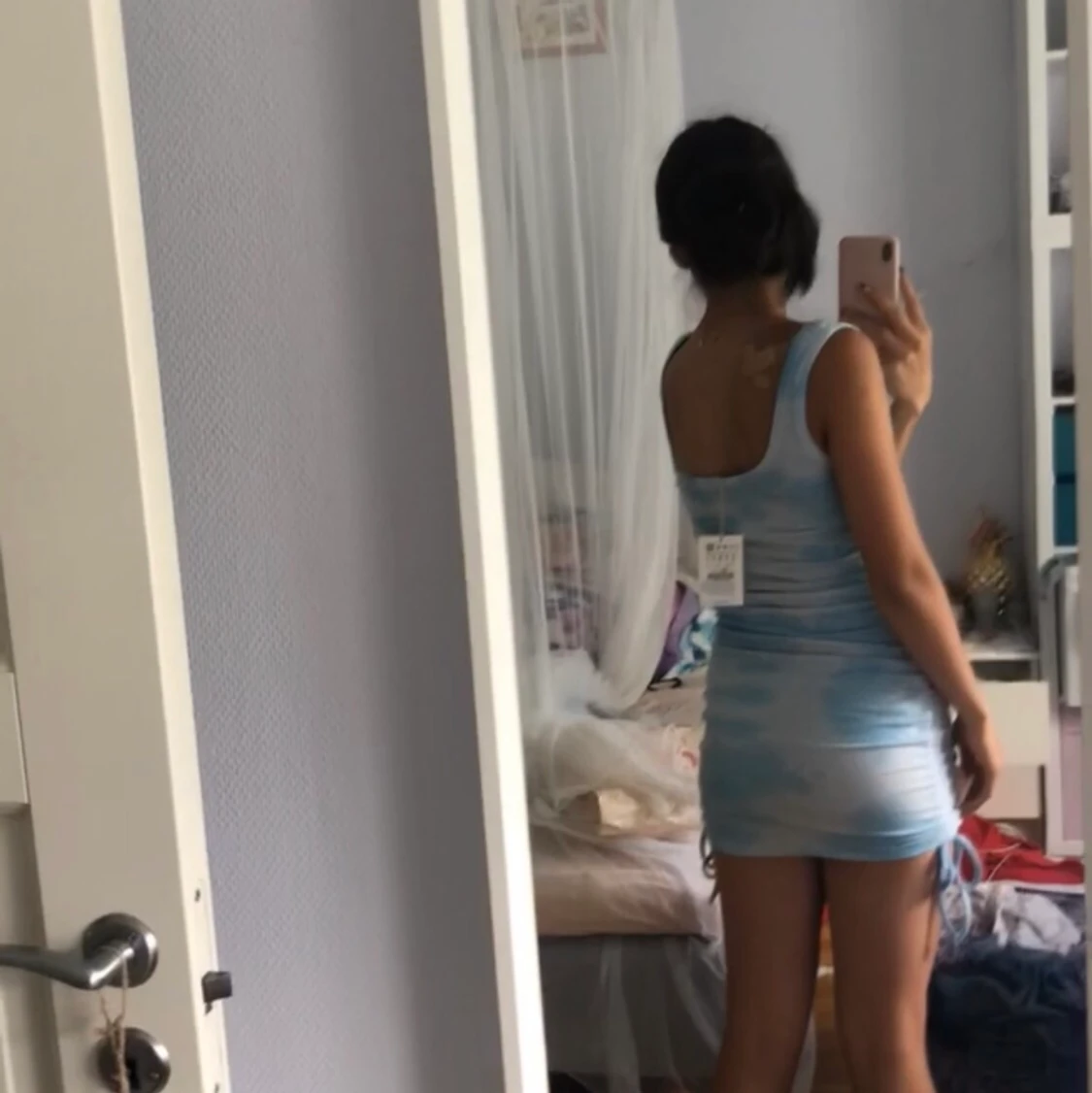 blå, himmelsblå klänning med snöre - 90