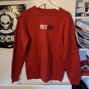 Tröja - Röd tröja