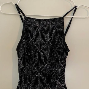 Topp från H&M, storlek S - Topp från H&M, storlek S. Använd en gång👍🏼