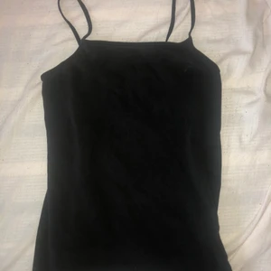 Topp  - Inget fel på linnet, använd då o då 