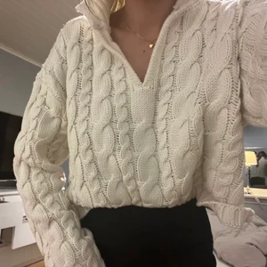 Tröja  - Aldrig använd!!