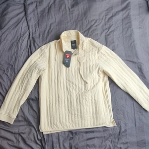 Craig Green x Björn Borg tröja XL - Cond: 9/10. Lappar sitter kvar, men den har förvarats nedtryckt i en låda så skicket är inte helt som nytt. Tröjan är xl och väldigt stor på mig som är 180cm/70kg. Priset verkar ligga runt 2.5k på grailed så utgick efter det, men  Bara att skriva om ni vill ha mer info/bilder eller diskutera priset