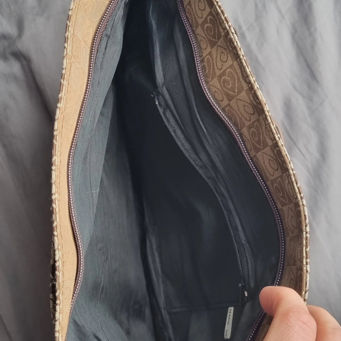 Hello Kitty axelremsväska - 90