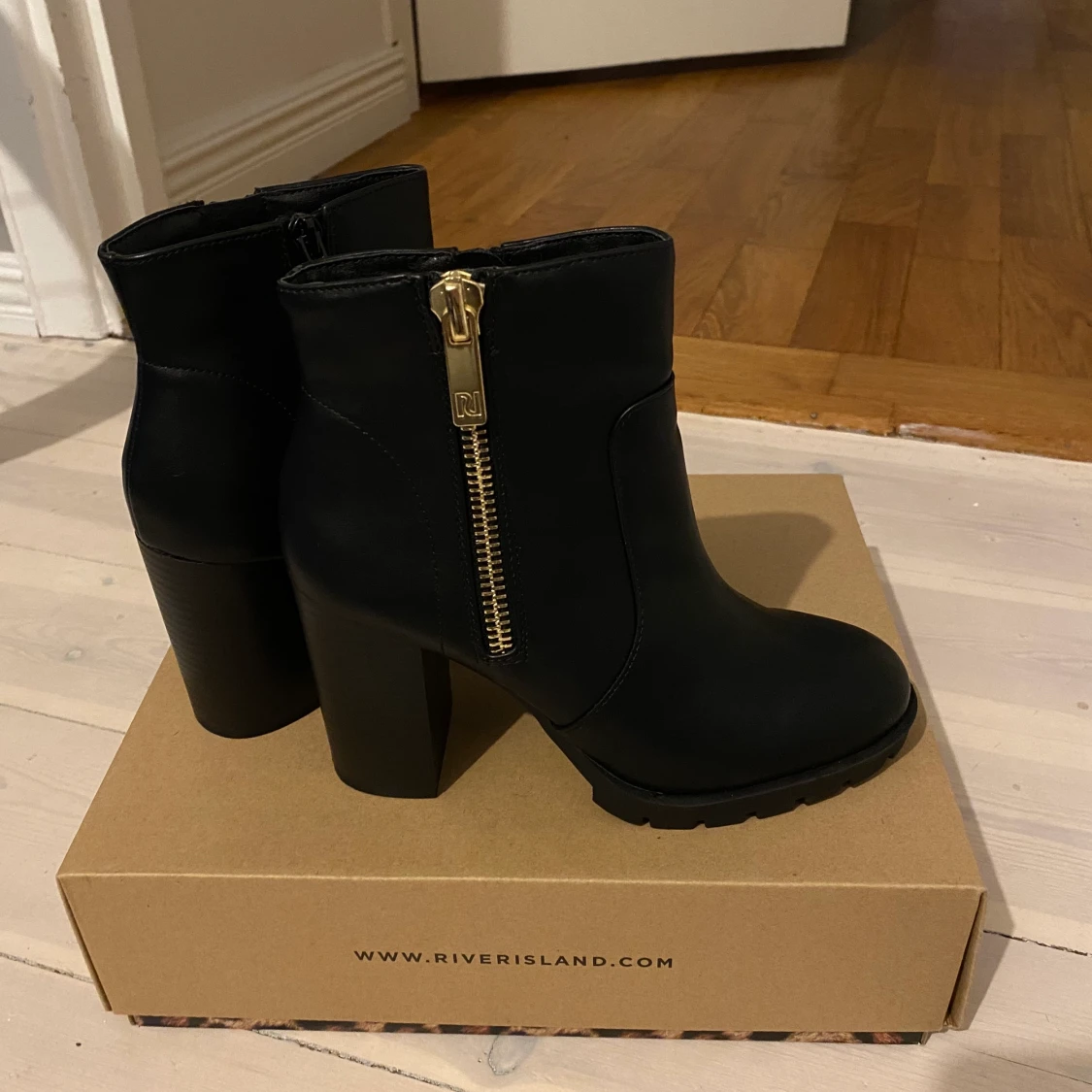 River Island stövletter  - 90