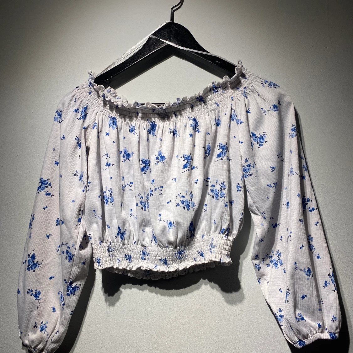 Jätte fin blommig tröja