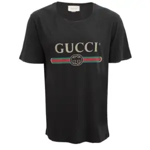 Nästan aldrig anständig Gucci tröja säljs för 1700kr jag köpte den för 4000kr