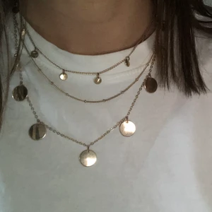 Halsband  - Jättefint halsband!! Frakt tillkommer💗