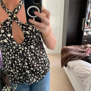 Topp - Sååå fin topp från zara som är helt slutsåld! 