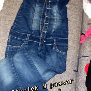 M,S - Passar för båda S,M