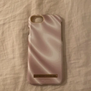 Ideal of Sweden skal - Säljer ideal of Sweden skal, Therese Lindgren kollektion. Passar iPhone 6/7/8 