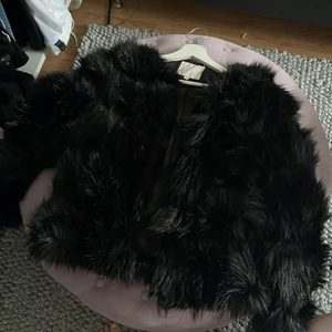 Pälsjacka - Strl S spårbart 99kr 