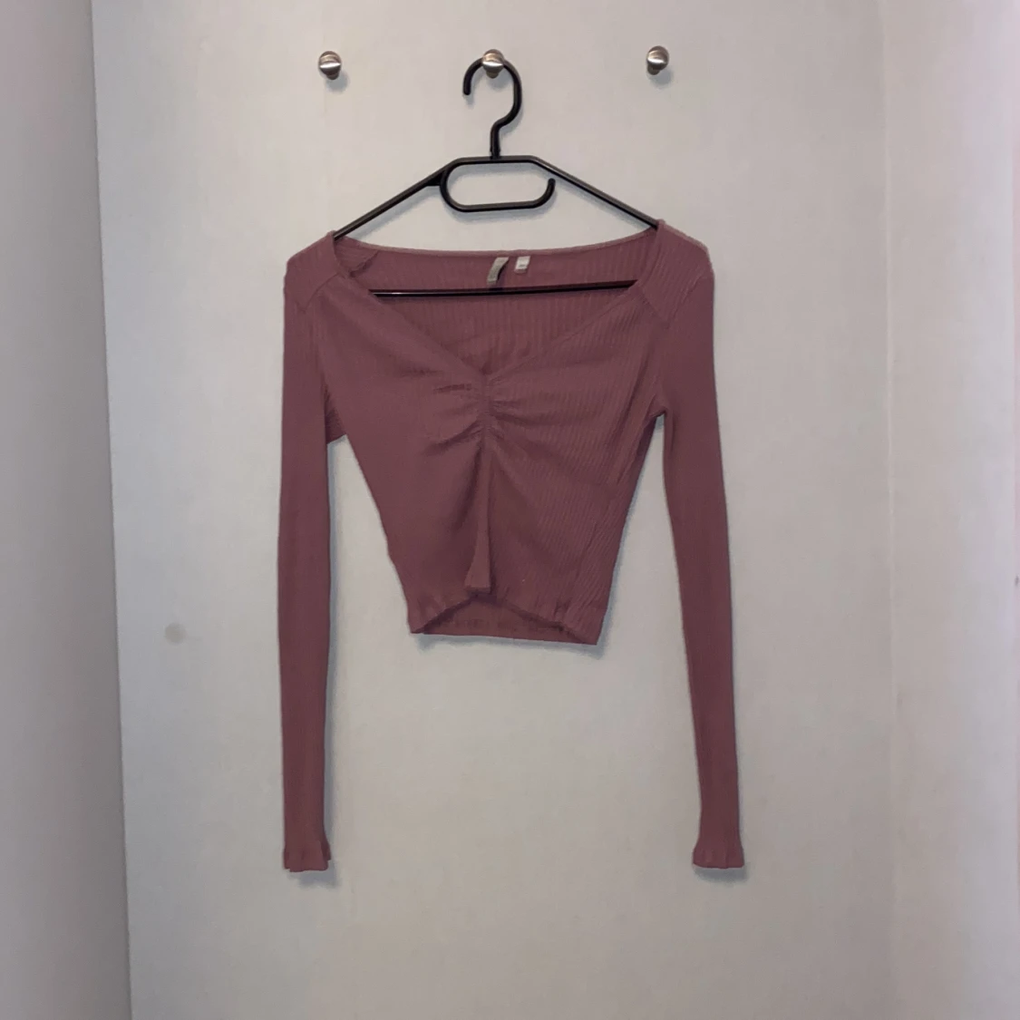 Rosa,lila ribbad tröja strl xs