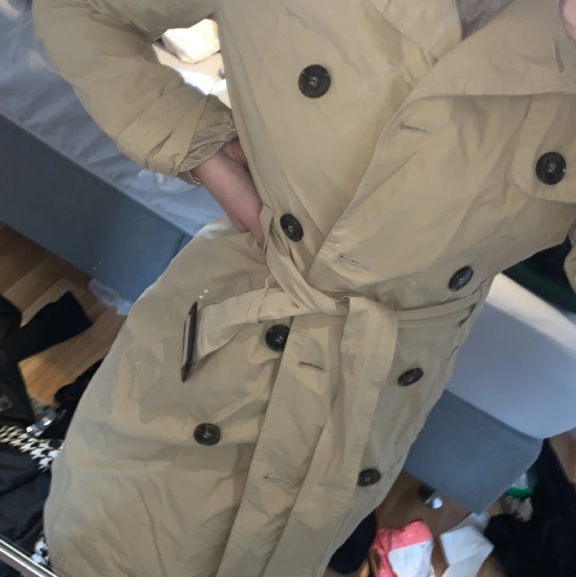 Beige trenchcoat 