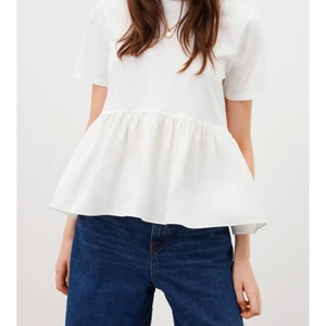 Zara tröja - Säljer alla tre! Två första är i S den sista är i M! Säljer för 100kr styck