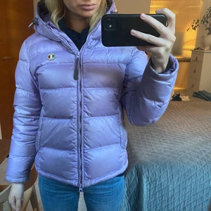 Dolomite jacka - Så snygg vinter/skidjacka från Dolomite! Storlek 34 och passar xs-s