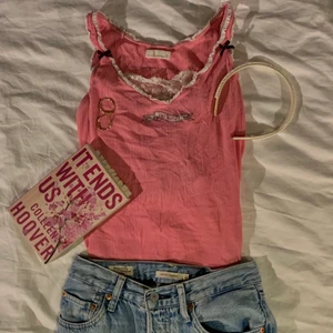 Rosa Odd Molly linne - Supergulligt linne som inte kommer till användning. Storlek 1, passar mig som har S. 