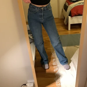 Jeans - Skitsnygga!!!!!! Jeans från bikbok i perfekt längd. 