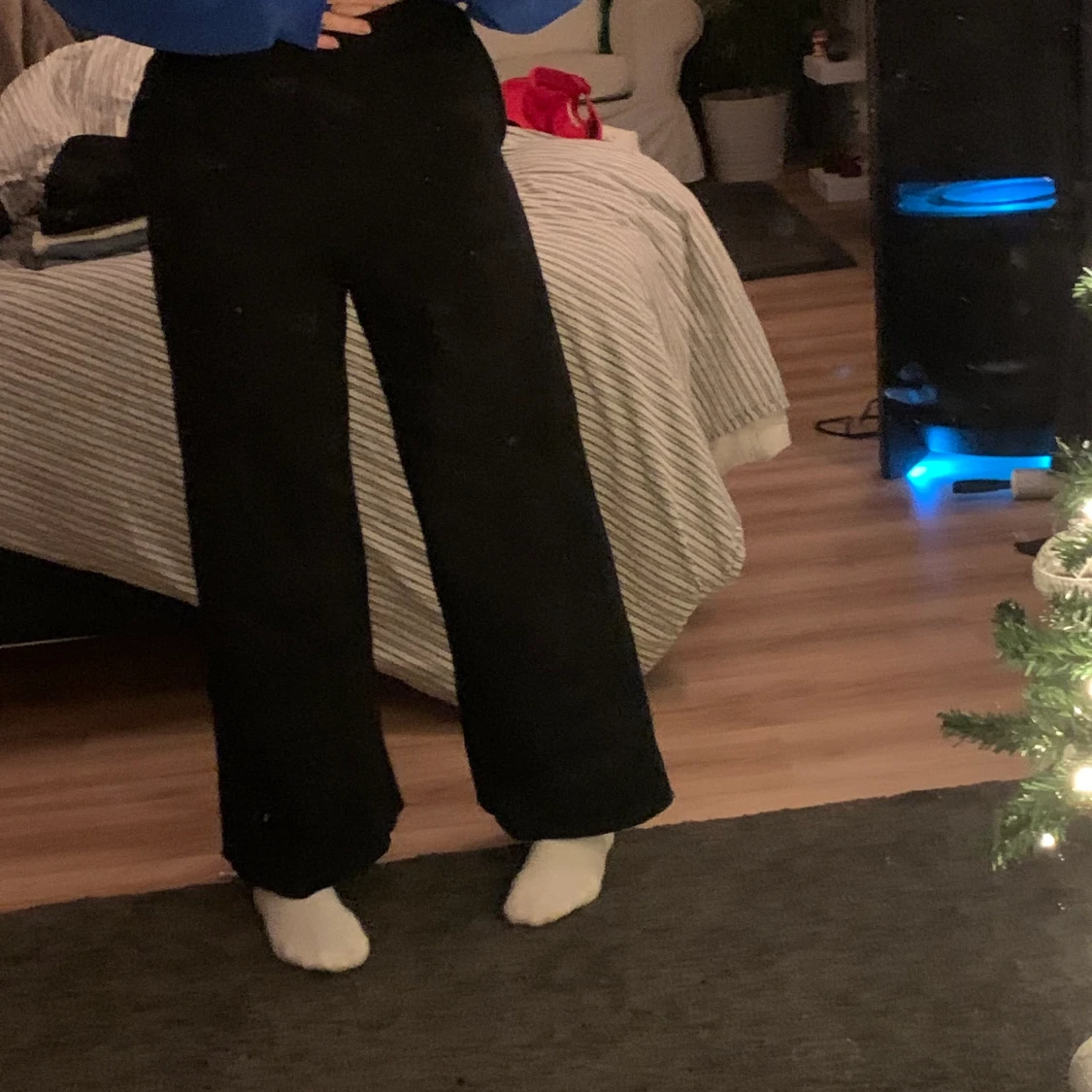 Svarta wide mjukis storlek S från HM - 90