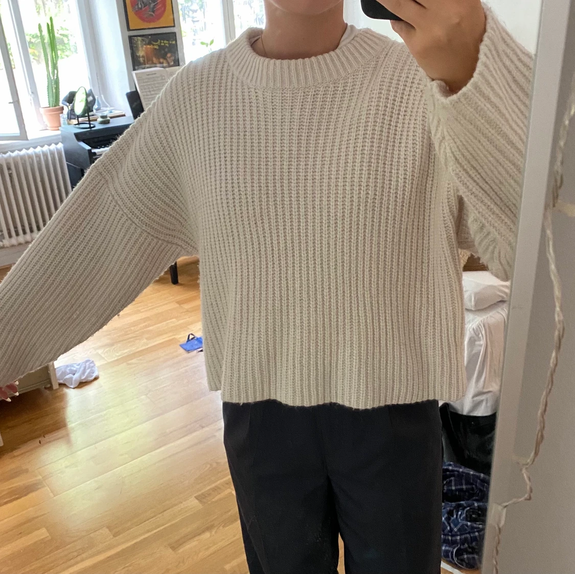Stickad vit tröja - 90