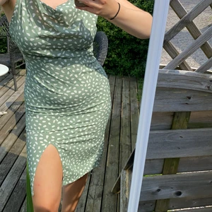 Klänning - Oanvänd, storlek S