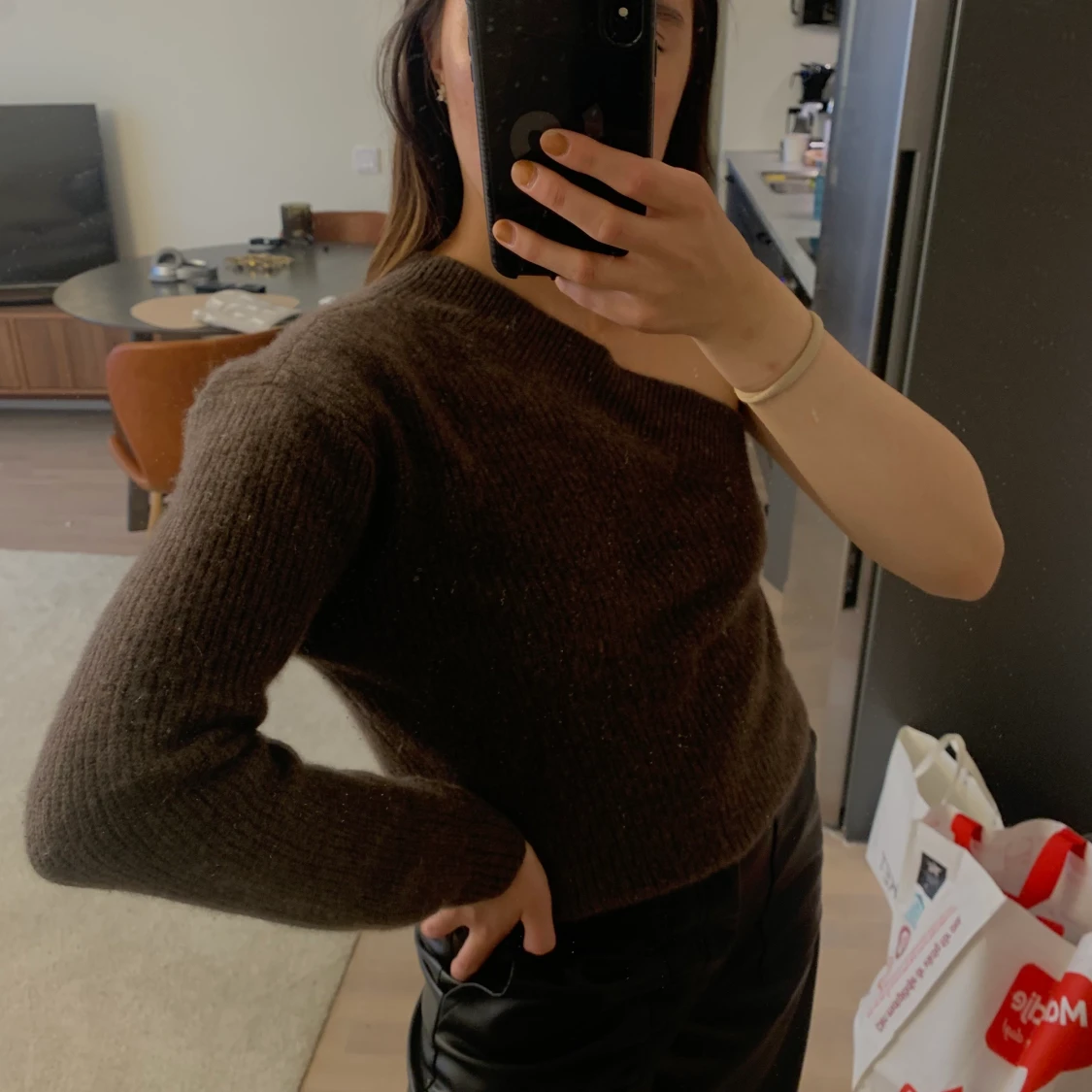 Soft Goat one shoulder topp💘 - 90