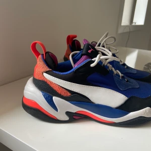 Puma skor  - Skit coola puma skor, innermått 24cm