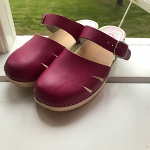 Jobb skor  - Storlek 40 men skulle säga 39 