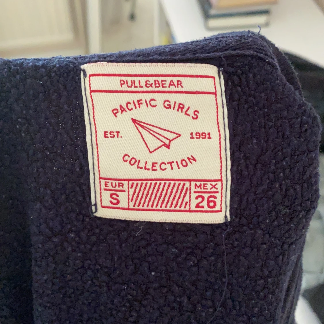 Croppad tröja med LA tryck - 90