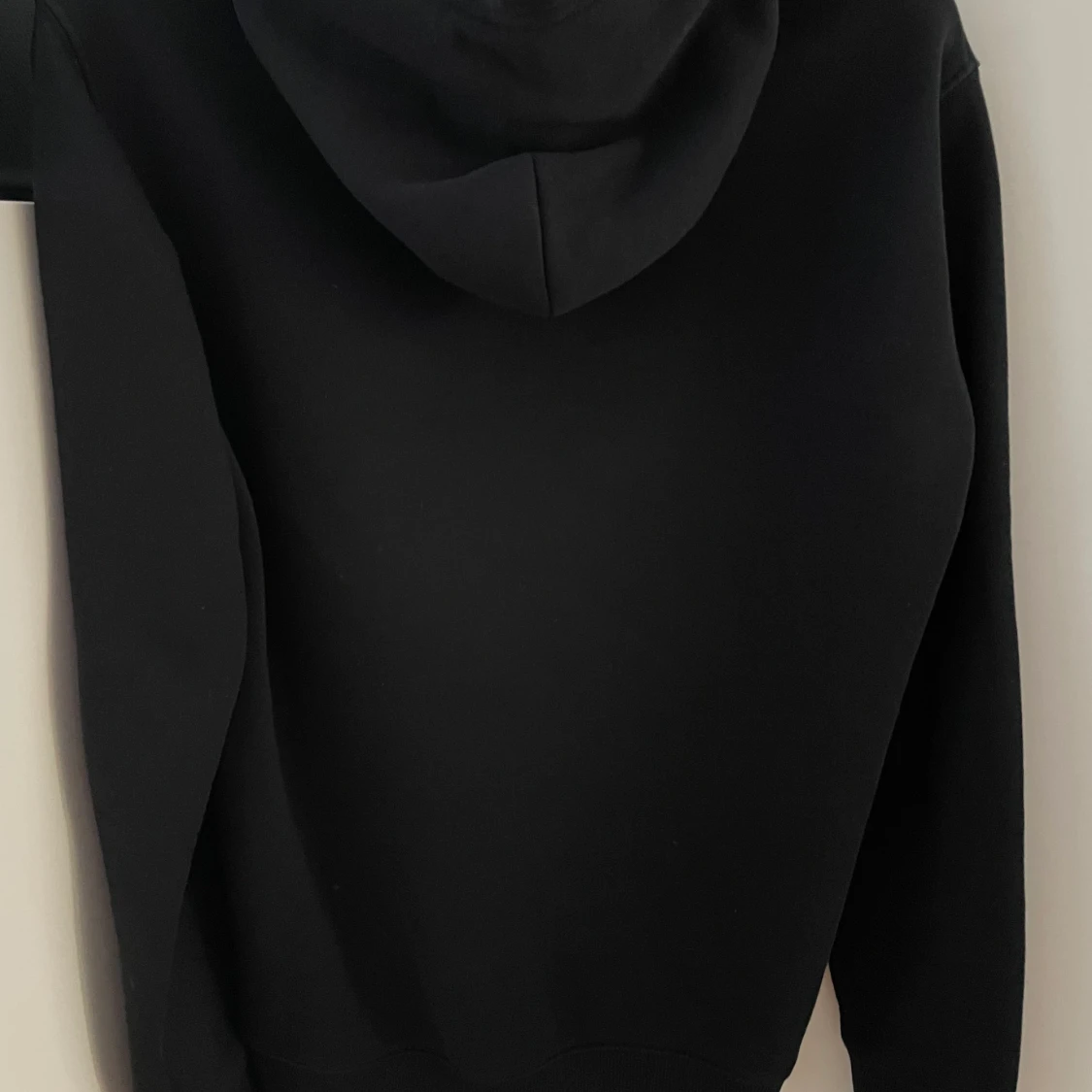 Svart GANT tröja i storlek 176 - 90