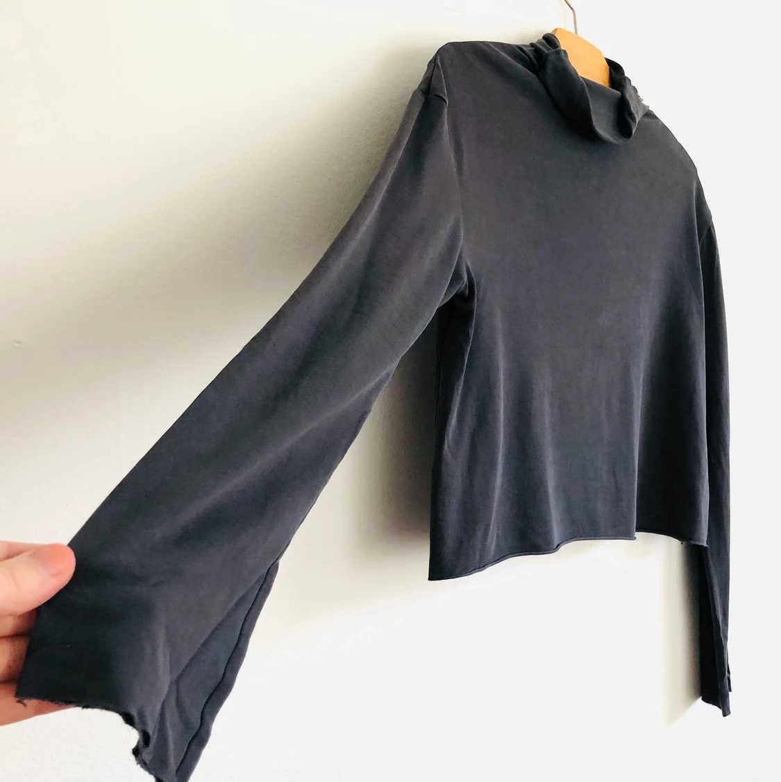 Croptop med polo från Weekday - 90