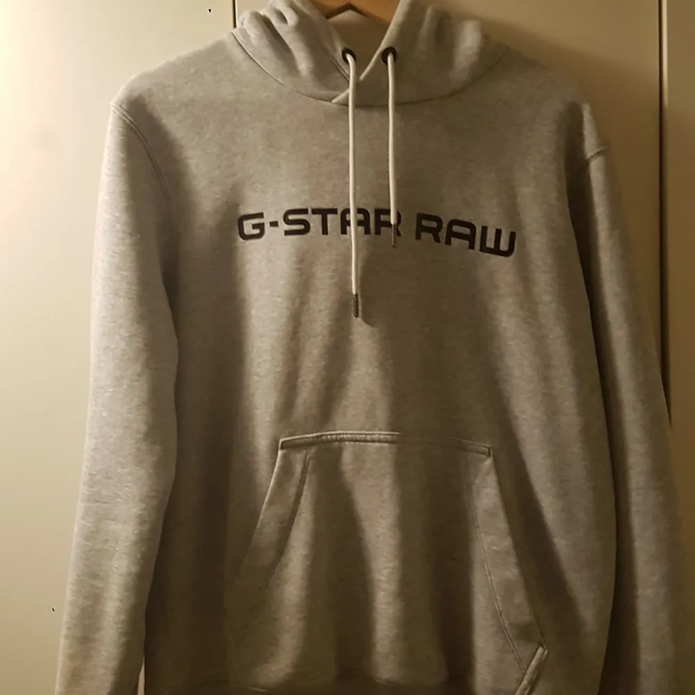 En mycket fin G-Star huvtröja, inga defekter alls, som ny. . Hoodies.