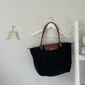Longchamp väska - Äkta longchamp väska i använt skick 