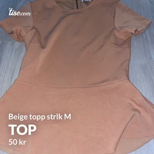 En beige topp i storlek M/L - Väldigt fin och bekväm passar även L för den är stretchig. Hör av er för fler bilder eller information. Kan även mötas upp i Göteborg ☺️