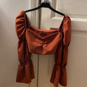 Topp - En topp från Na dk använt några gånger bra skick storlek xxs 