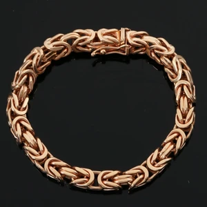 Kejsarlänk armband  - Säljer min Kejsarlänk armband guldpläterad i 18K längden är 19,5 cm och den är 8mm tjock väger 62 gram och är pläterad i äkta svenskt guld 18k som sagt. 