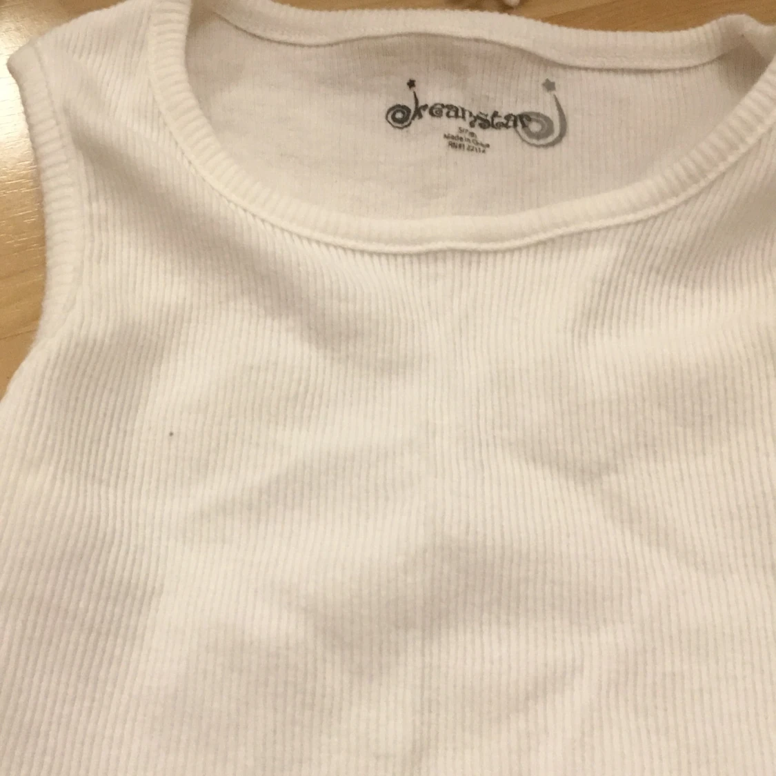 Vit linne stickad - 91