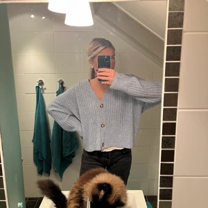 Blå kofta - Fin kosta ifrån zara, något nopprig men annars bra skick! Köpare står för frakt