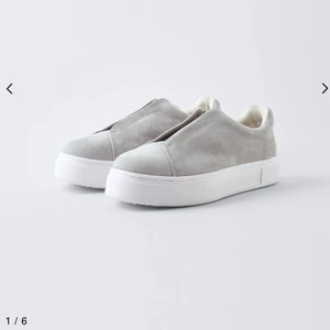 Eytys doja  - Jag söker ett par gråa Eytys skor i storlek 38. Hör gärna av dig om du skulle ha ett par ❤️