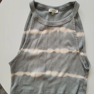 Topp - 25 kr + frakt🥰