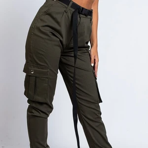 CARGOBYXOR  - Cargobyxor från Madlady. Sparsamt använda. Frakt tillkommer🌈📦