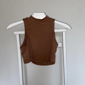 Tröja, S - En croptop från Stein i gott skick