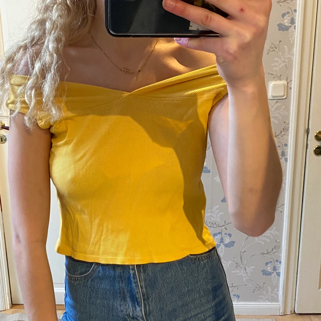 Offshoulder-topp i storlek 36 - 90