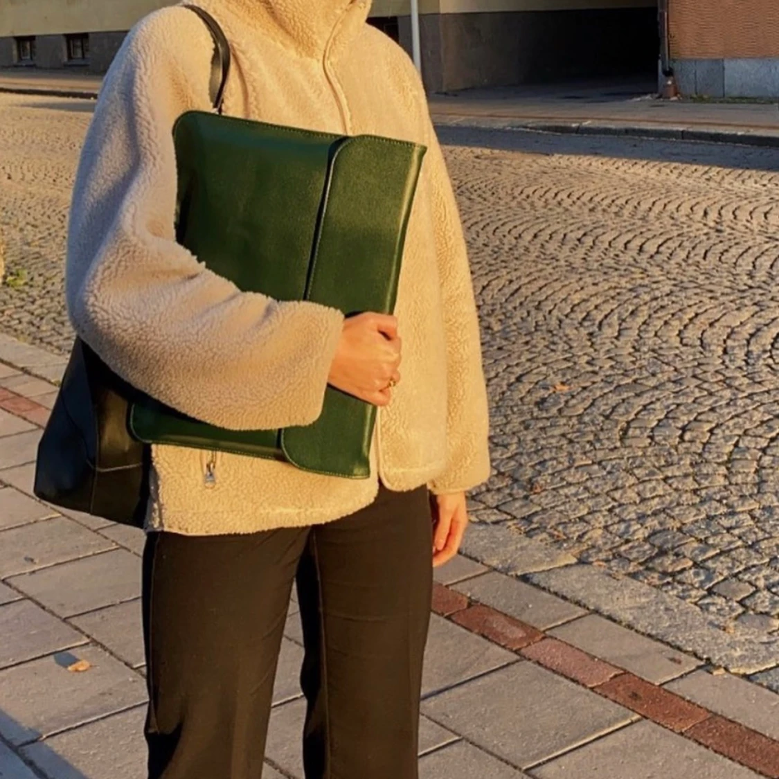 Laptopfodral grön inkl en patch - 90