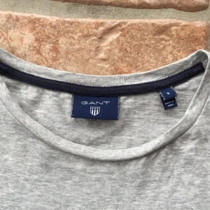 Gant t storlek s  - Den är minimalt använd fint skick bra passform.