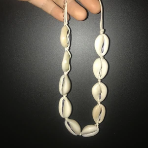 snäcka halsband - .