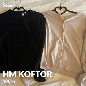 Hm koftor - (Mina bilder har bara lagt ut de på Tise och har inte kvar de i bilder, skriv priv för fler) Säljer mina fina koftor från hm.💕 Kommer inte till användning så bättre att jag säljer dom. De är i nyskick och endast testade. Säljer båda för 100 💕De är små i storleken, men dessa är i storlek M och passar perfekt på mig som brukar ha s