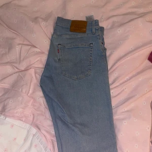 Levis 512 - Helt ok skick.