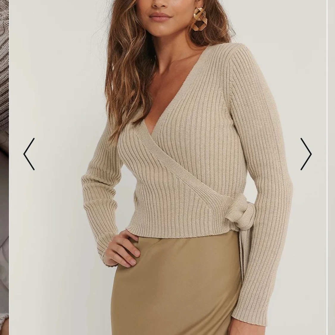 Skitsnygg stickad tröja från NA-KD